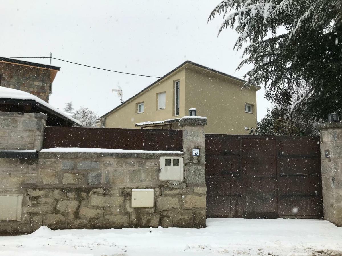 Villa La Casita De Mani Cercedilla Exterior foto